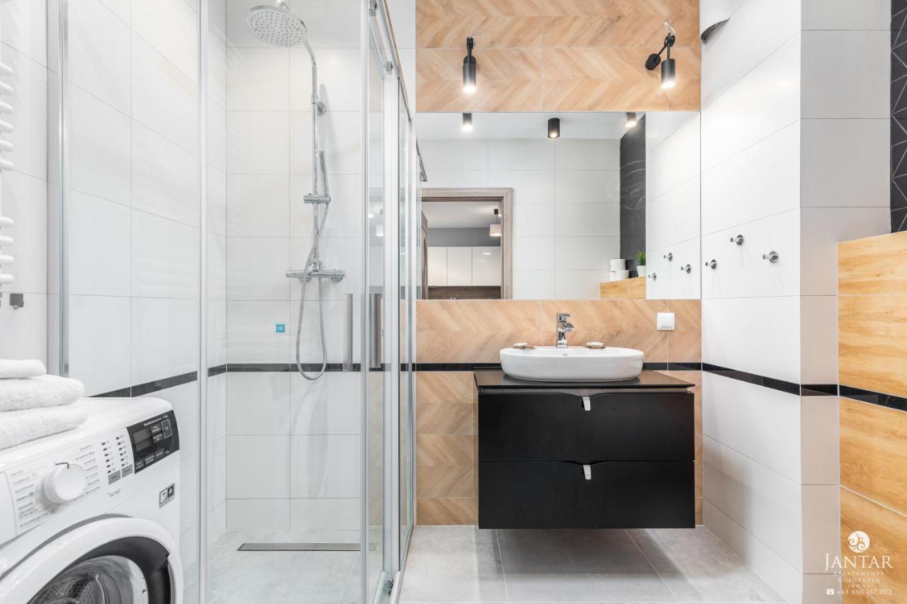 Bialy Dom By Jantar Apartment